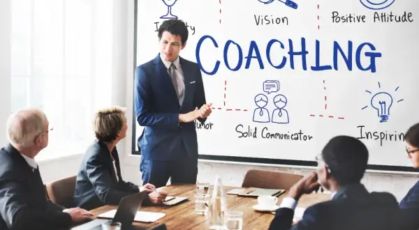 Coaching: Definicja, Rodzaje, Korzyści. Czy to dla Ciebie?